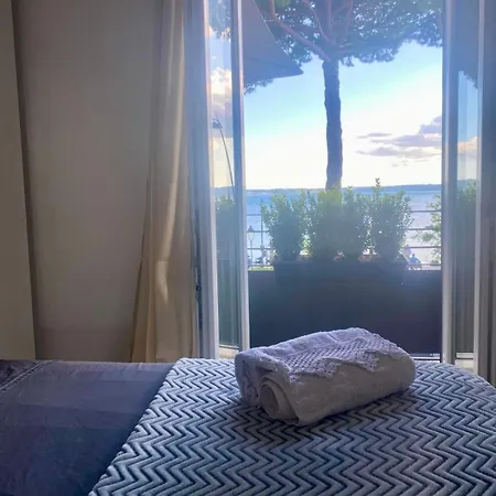 Casa Fronte Trevignano Romano
